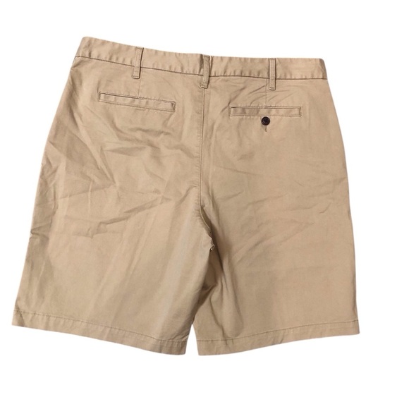 Lands' End Mens Bermuda Tan Flat Front Shorts Sz 36 Traditional Fit Stretch - Picture 2 of 4